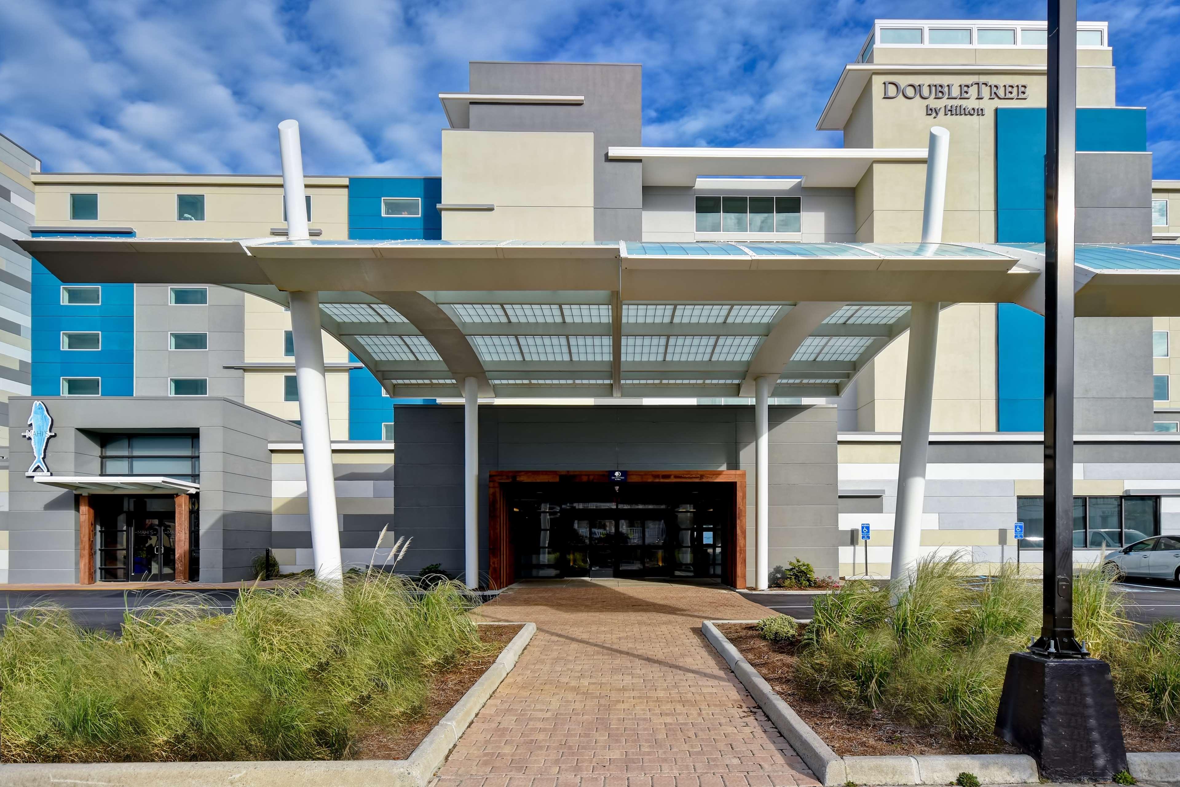 Doubletree By Hilton Oceanfront Вирджиния-Бич Экстерьер фото