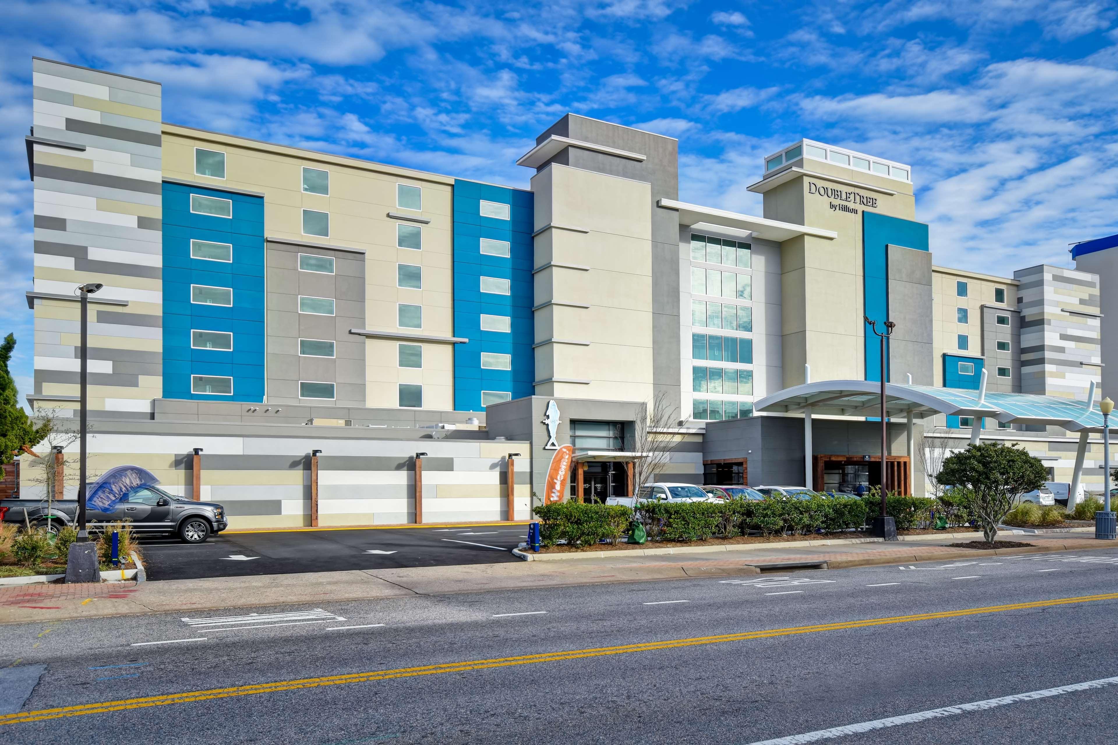 Doubletree By Hilton Oceanfront Вирджиния-Бич Экстерьер фото