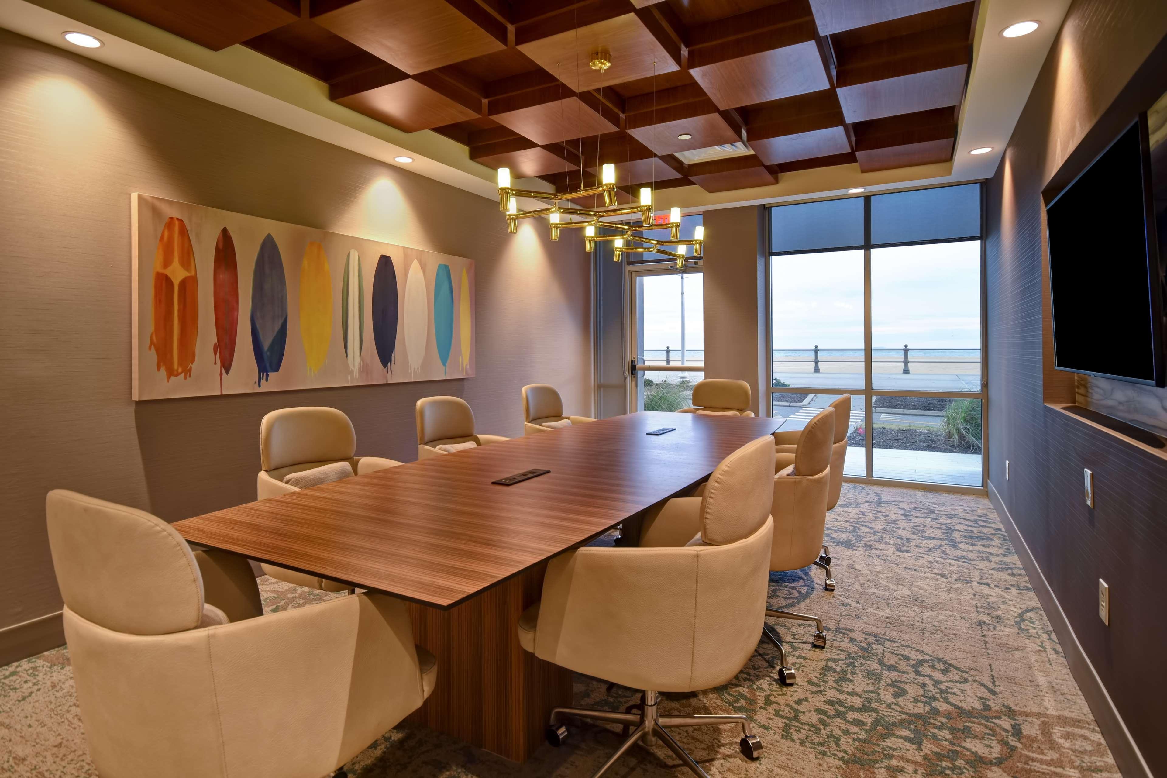 Doubletree By Hilton Oceanfront Вирджиния-Бич Экстерьер фото