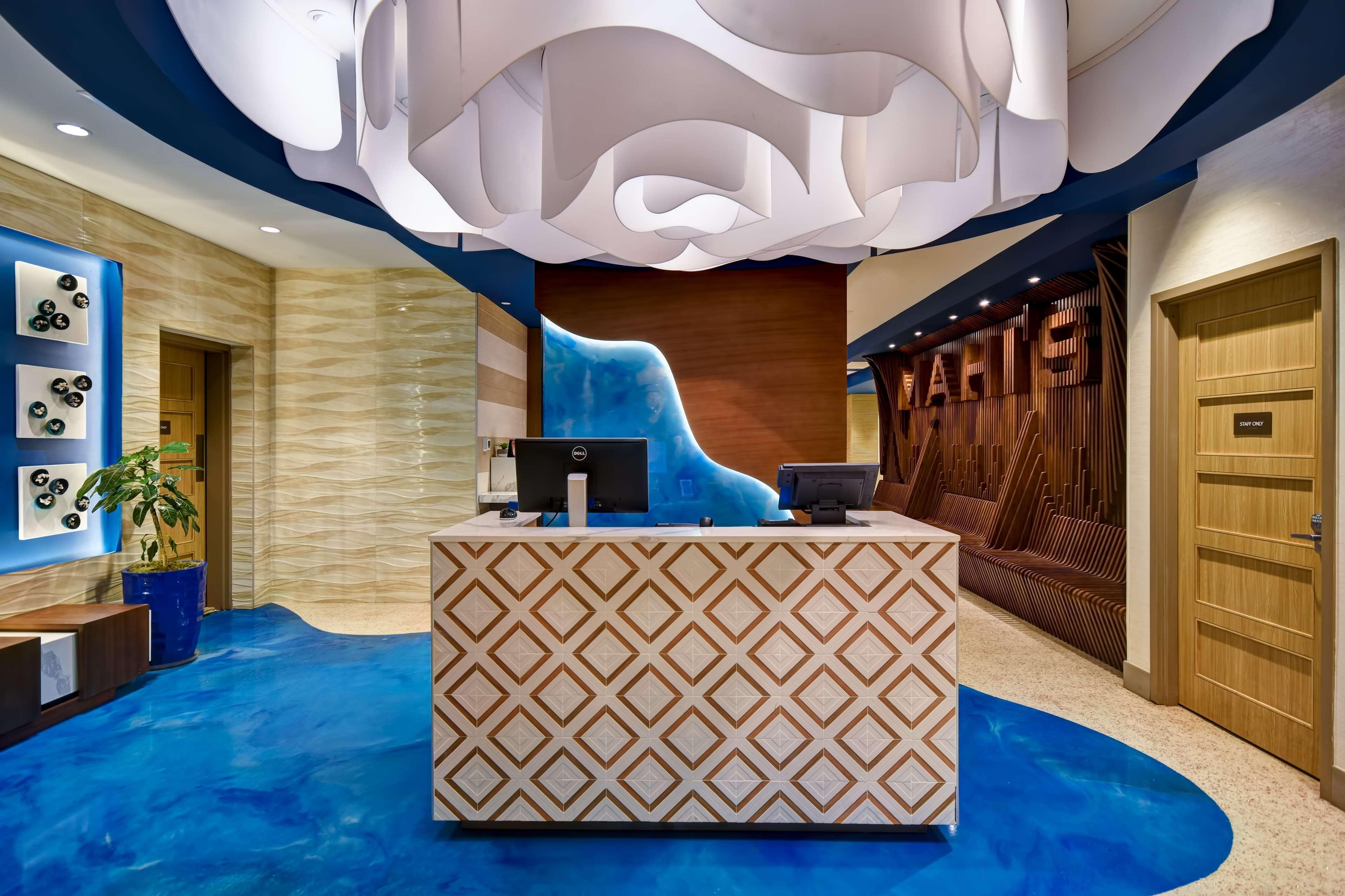 Doubletree By Hilton Oceanfront Вирджиния-Бич Экстерьер фото