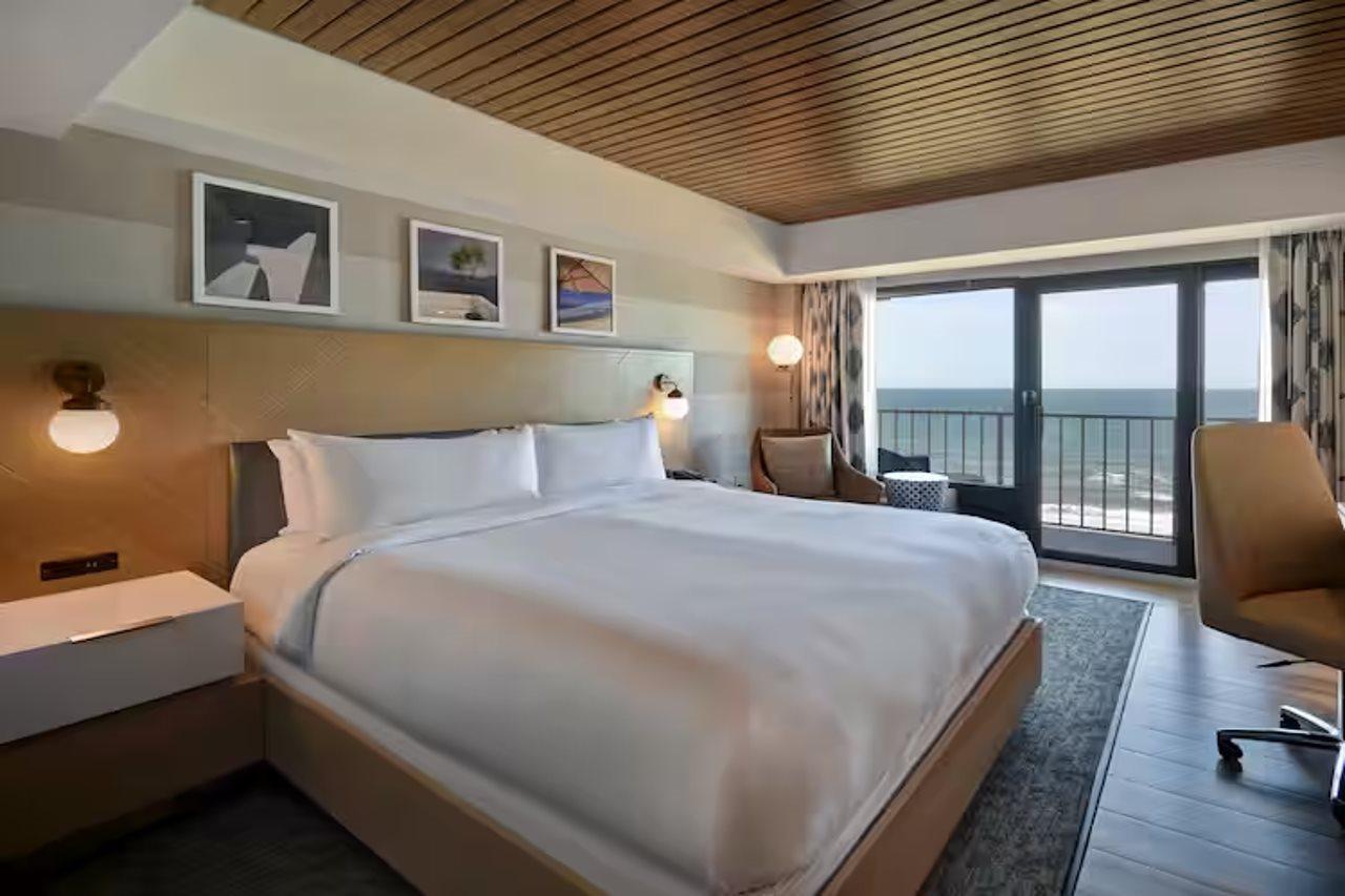 Doubletree By Hilton Oceanfront Вирджиния-Бич Экстерьер фото
