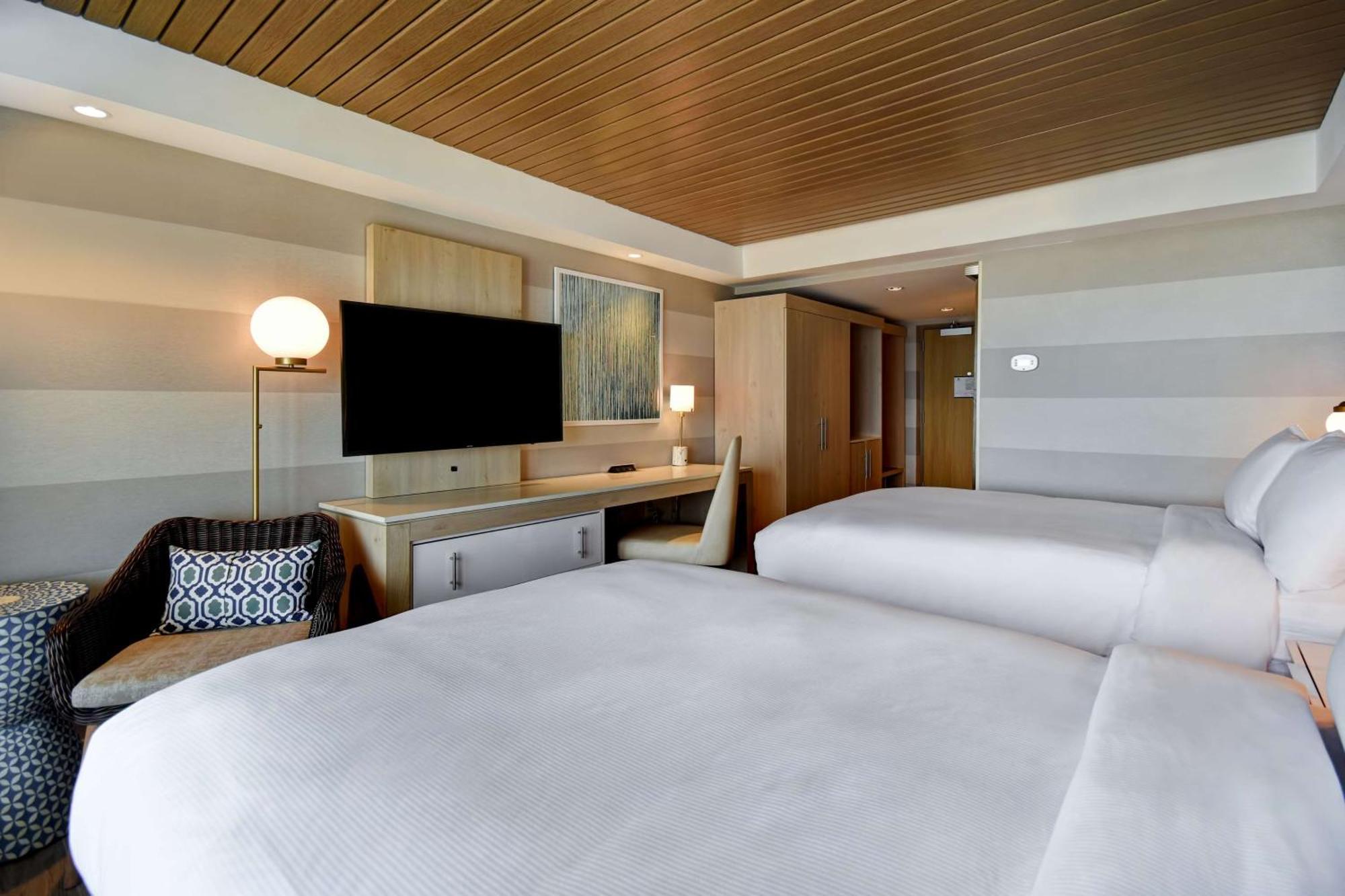 Doubletree By Hilton Oceanfront Вирджиния-Бич Экстерьер фото