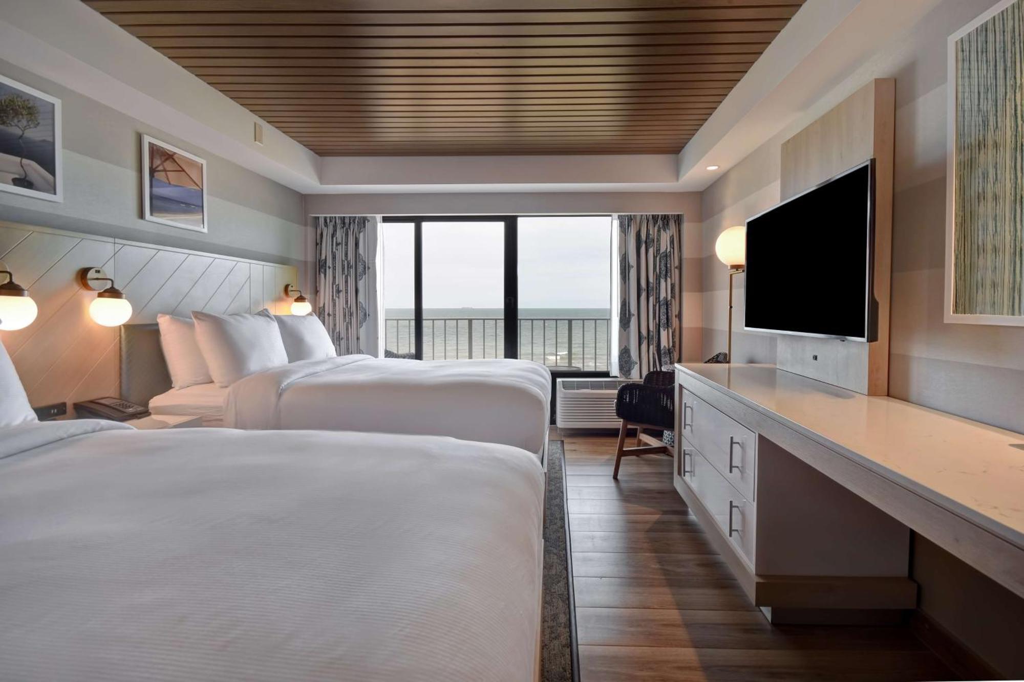 Doubletree By Hilton Oceanfront Вирджиния-Бич Экстерьер фото