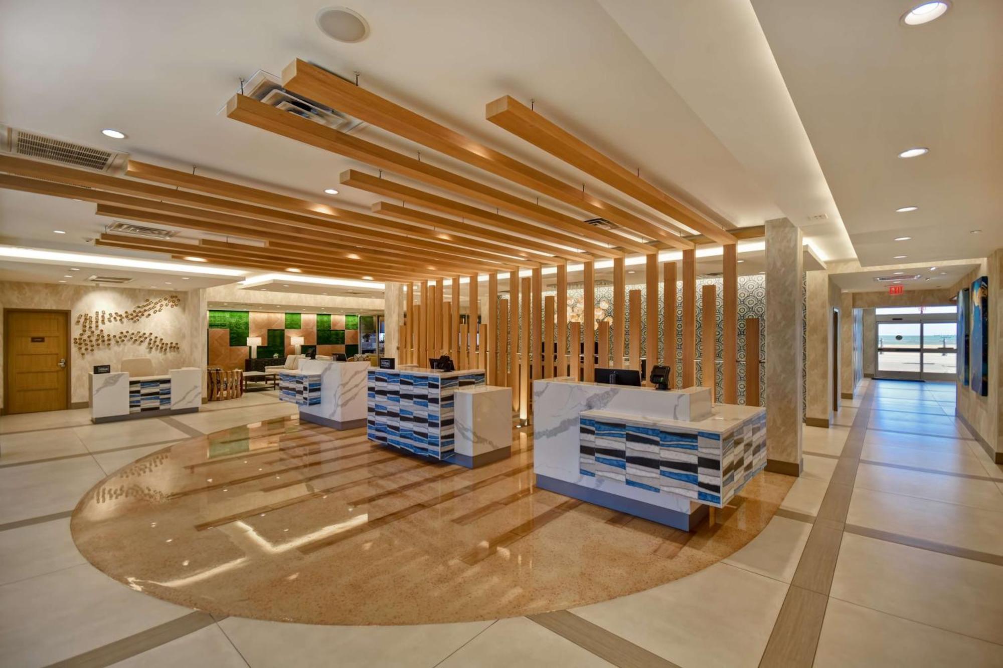 Doubletree By Hilton Oceanfront Вирджиния-Бич Экстерьер фото