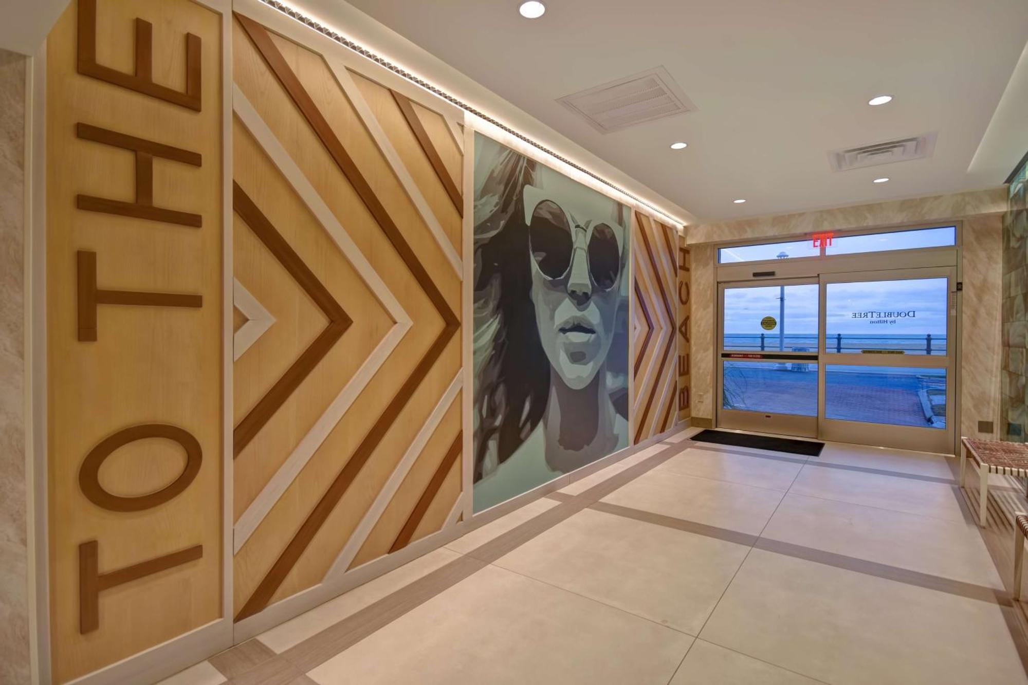 Doubletree By Hilton Oceanfront Вирджиния-Бич Экстерьер фото