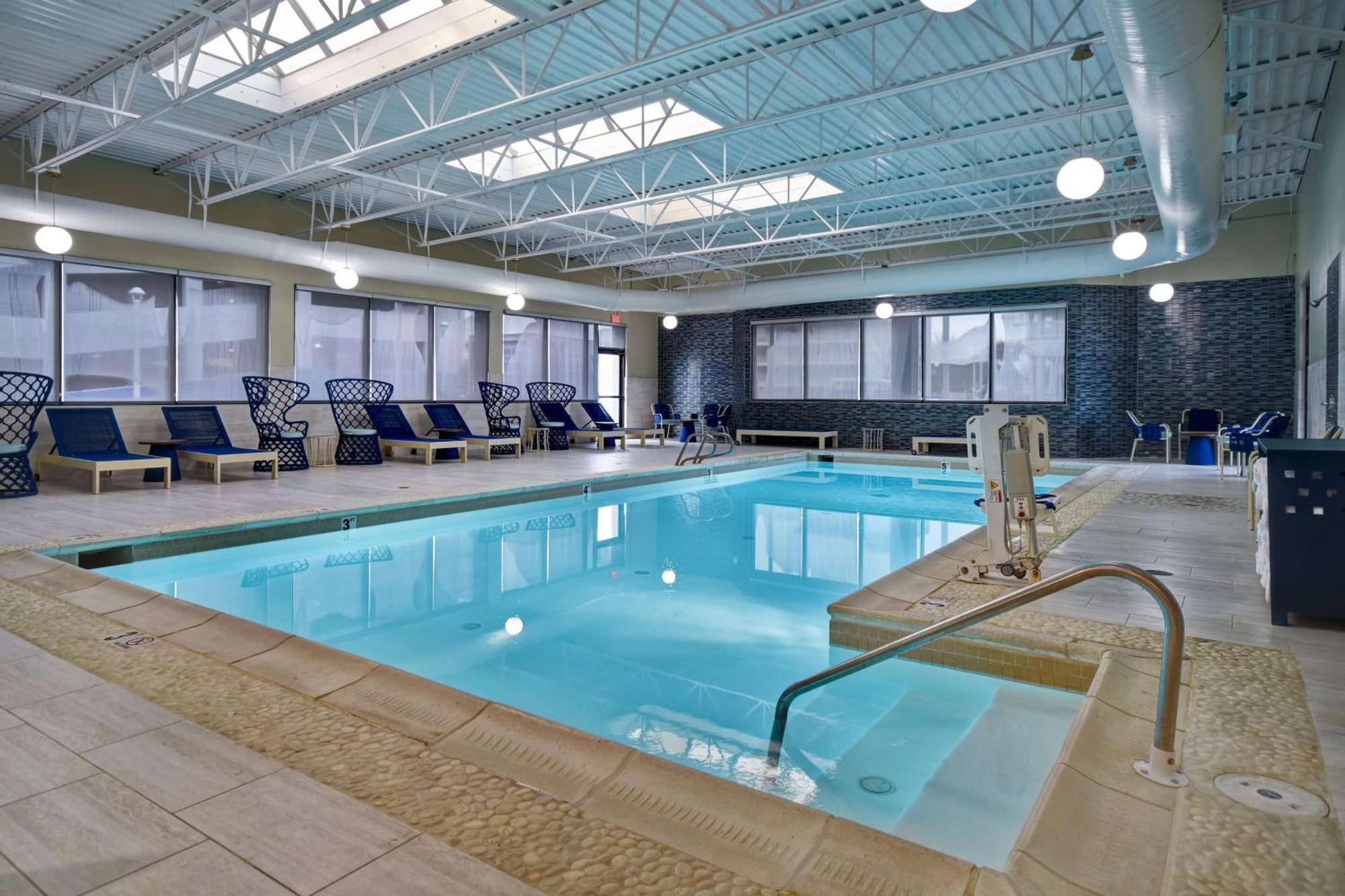 Doubletree By Hilton Oceanfront Вирджиния-Бич Экстерьер фото