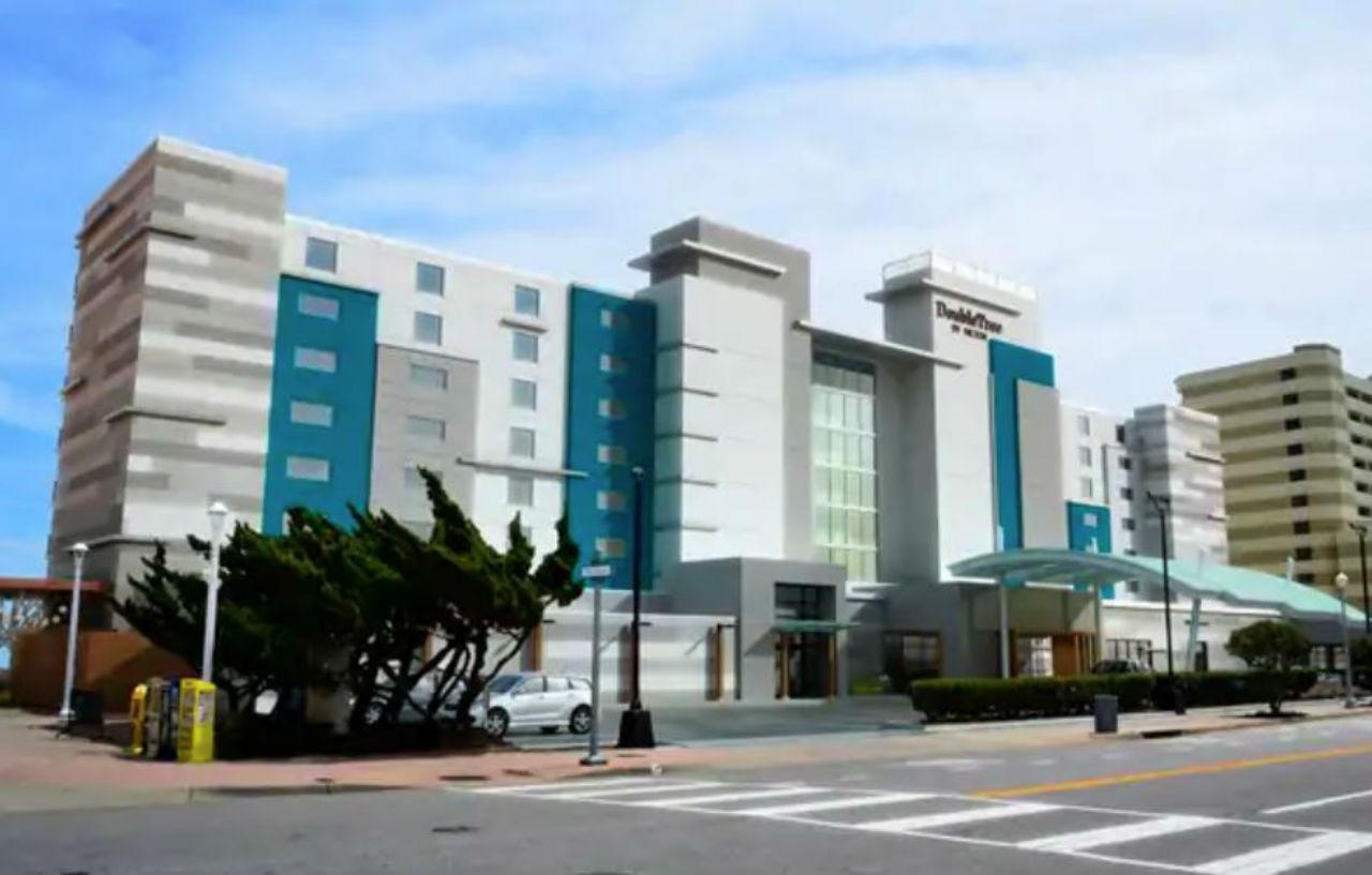 Doubletree By Hilton Oceanfront Вирджиния-Бич Экстерьер фото
